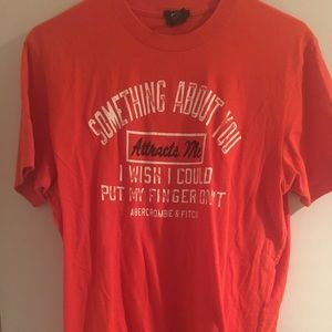 Medium Men’s A&F tee orange